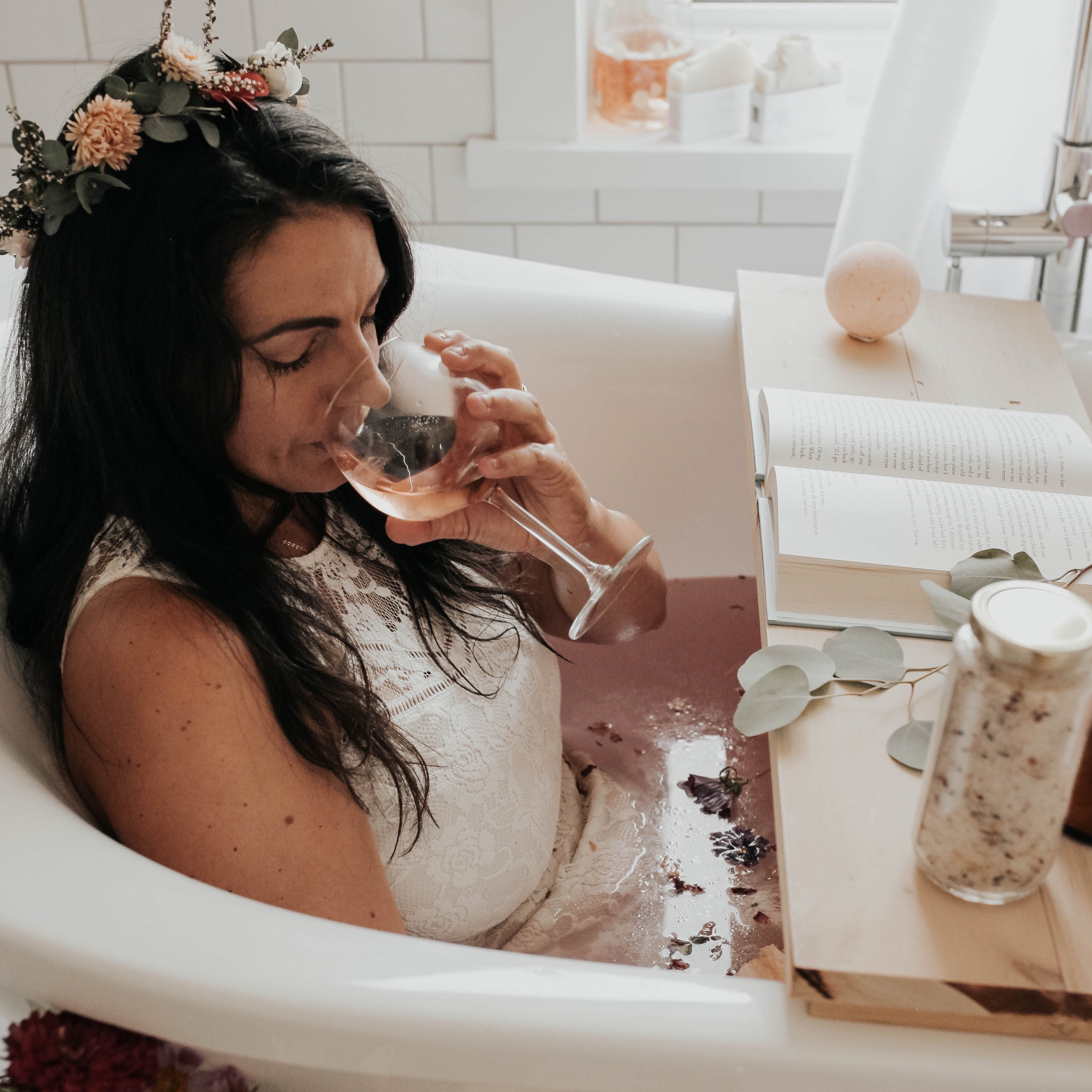 Bath Lover's Bundle: Bath Melt + Bath Salt + 2 Bath Bombs