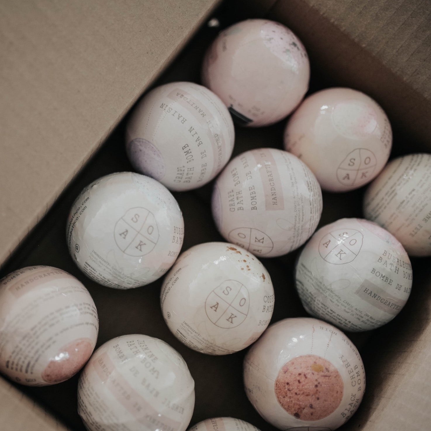 Bath Bomb Bundle: 12 Pack